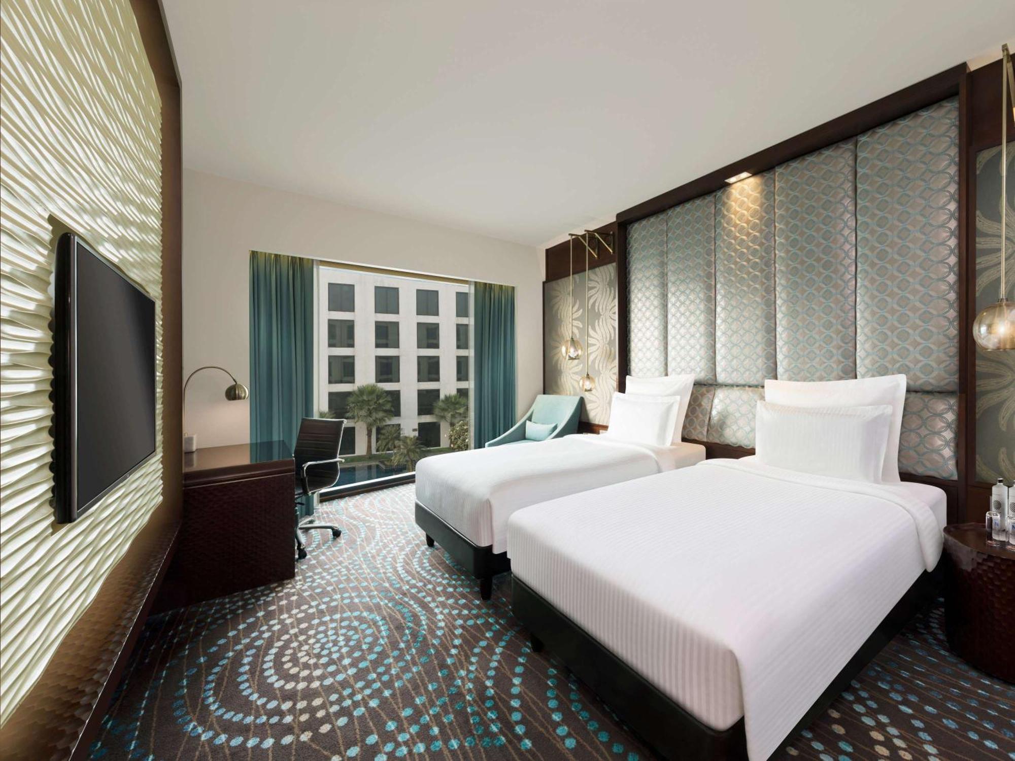 Pullman New Delhi Aerocity Exteriör bild Deluxe Room